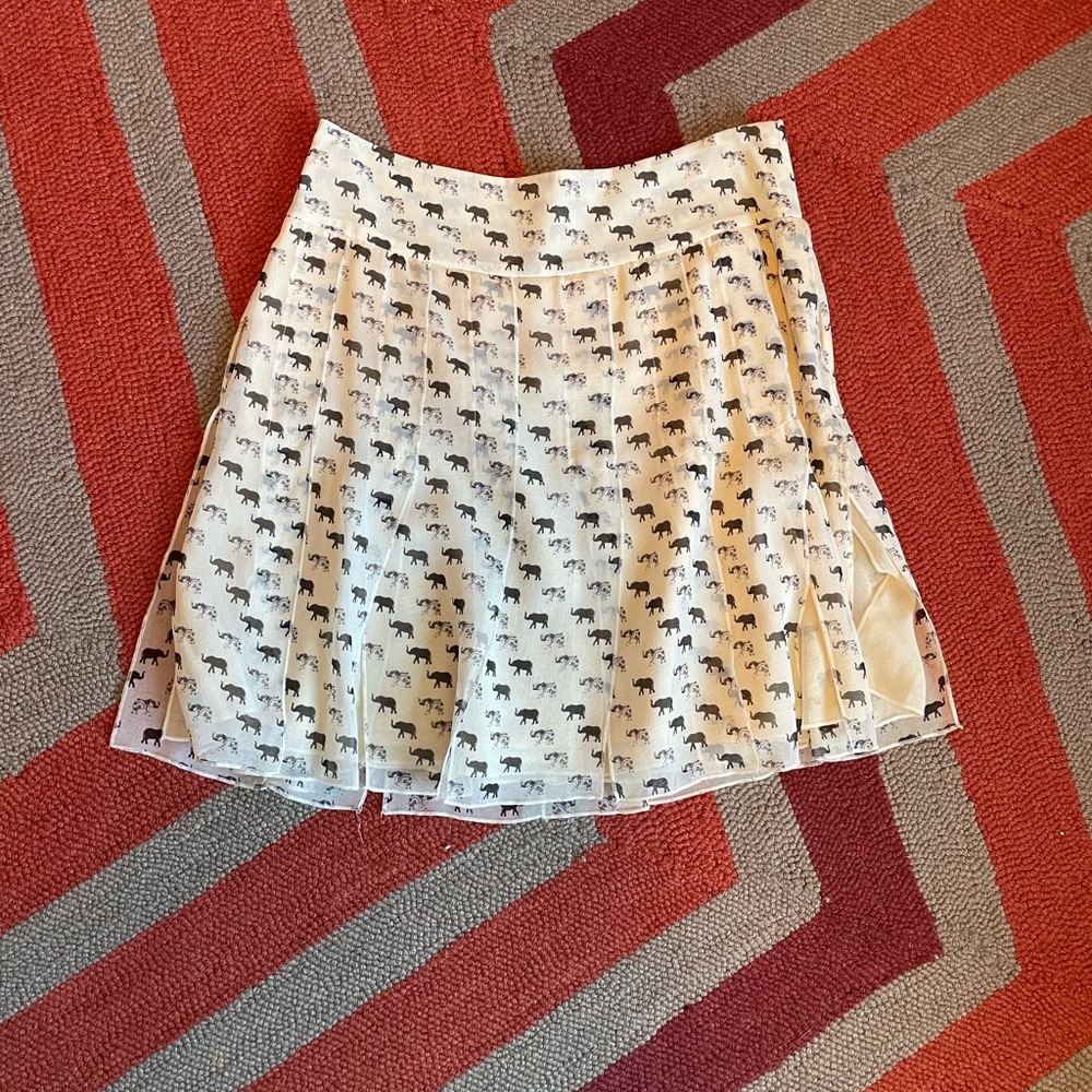 Club Monaco pleat style print skirt